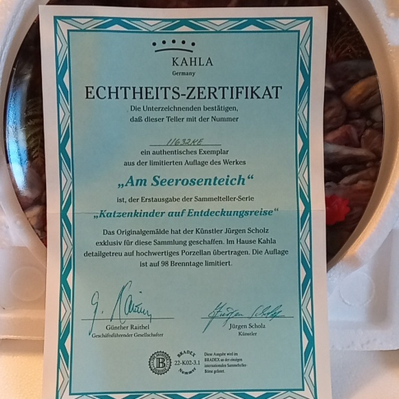 The Bradford Exchange Porcelain Plates (3 Plates) - Picture 11 of 13